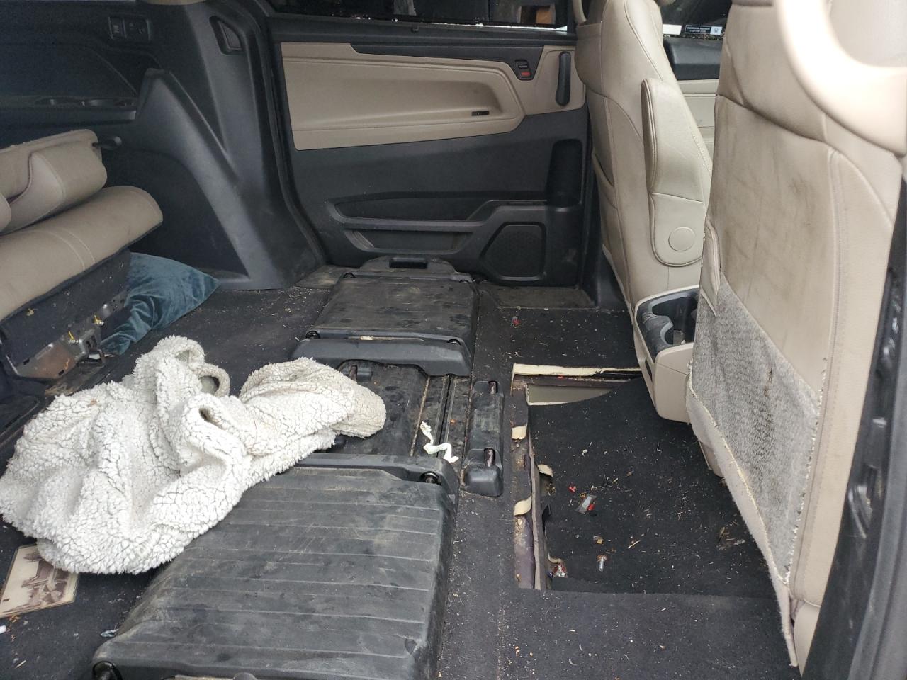 2018 Honda Odyssey - Image 10