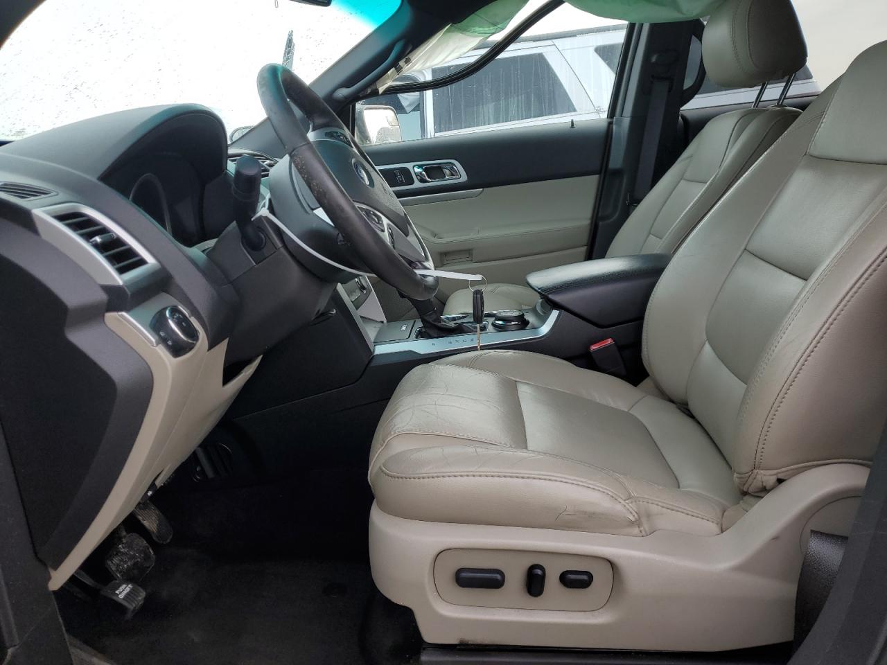 2013 Ford Explorer - Image 7