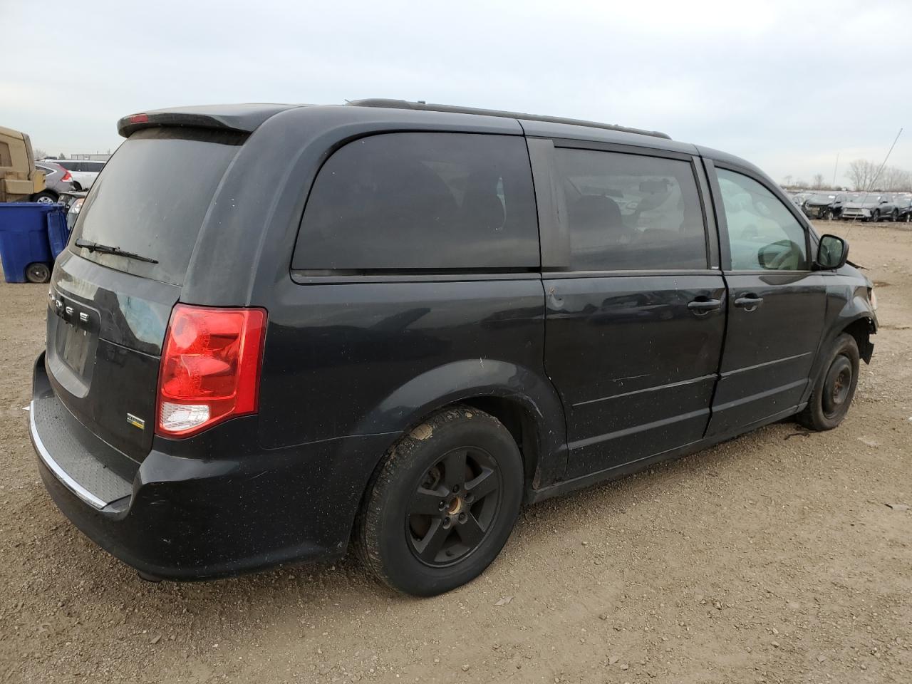 2012 Dodge Caravan - Image 3