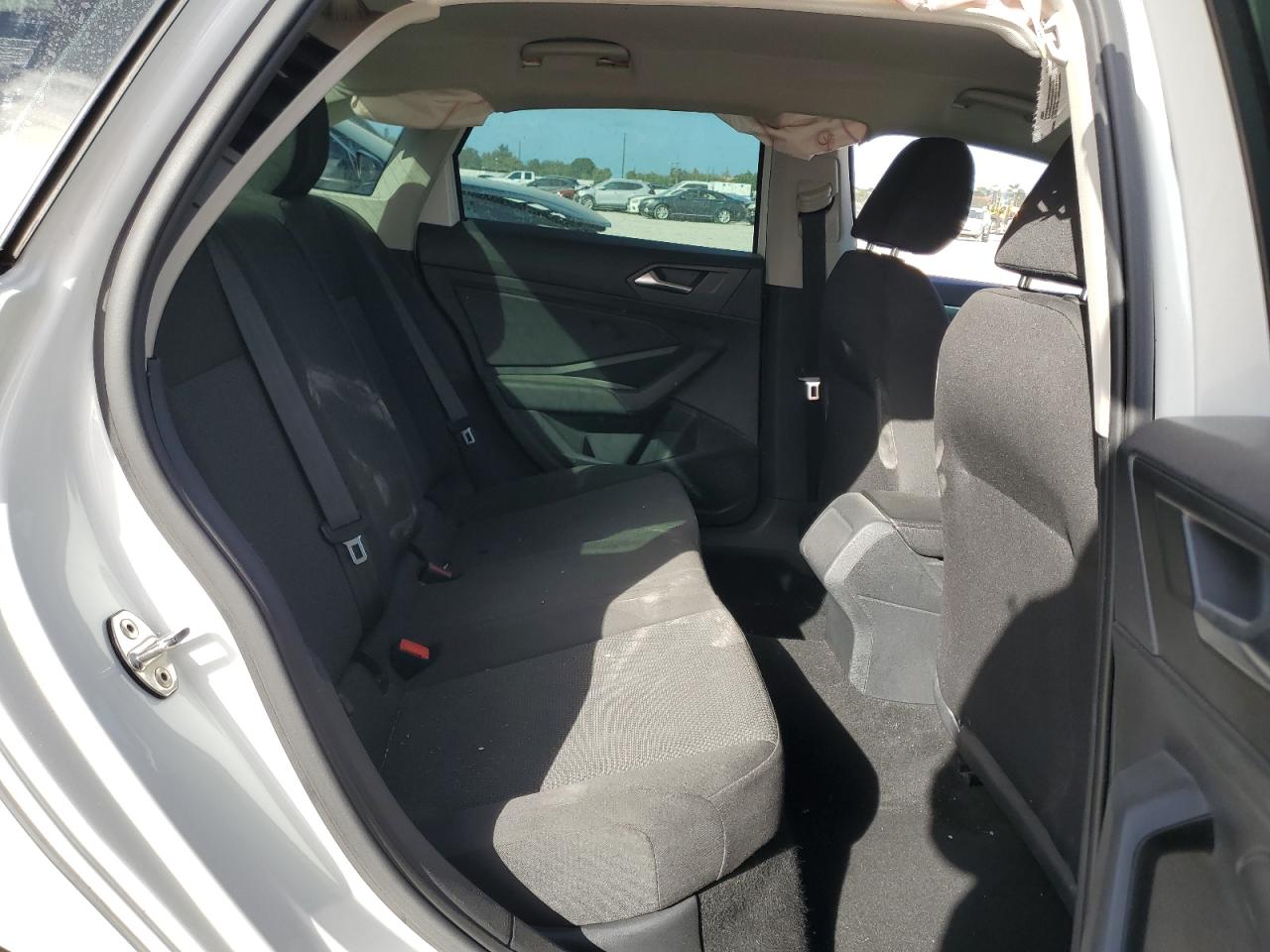 2019 Volkswagen Jetta - Image 10