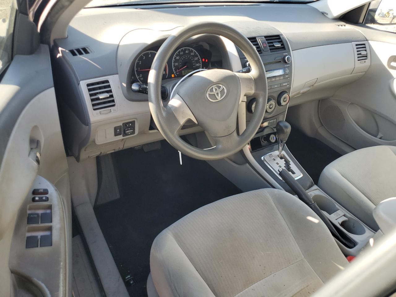 2010 Toyota Corolla - Image 8