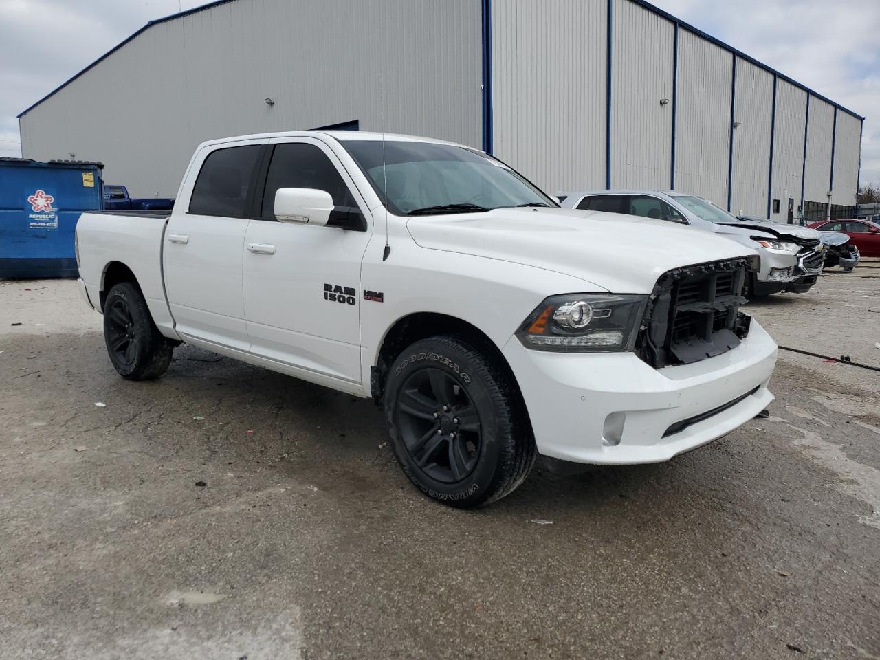 2018 RAM 1500 - Image 4