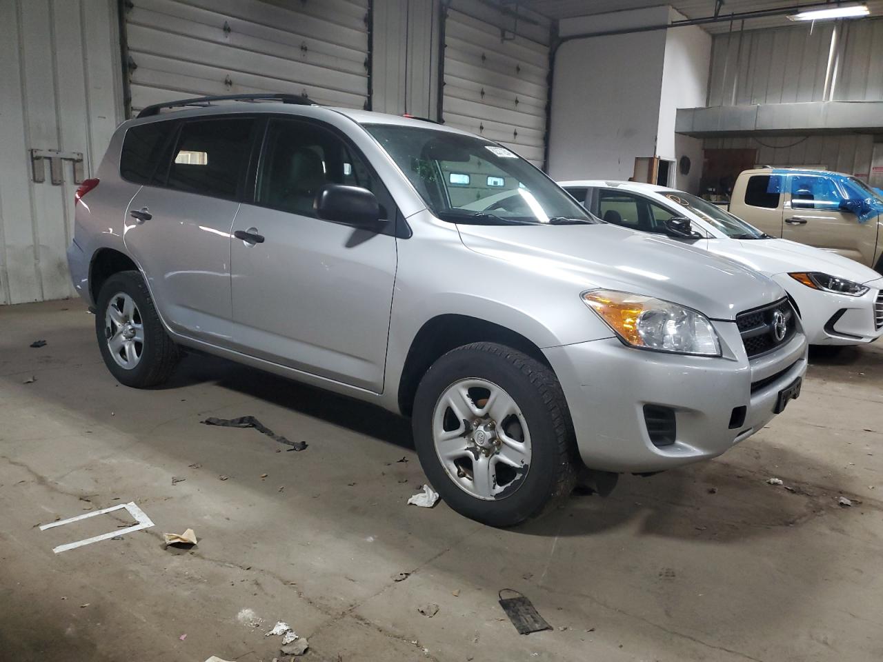 2010 Toyota RAV 4 - Image 4