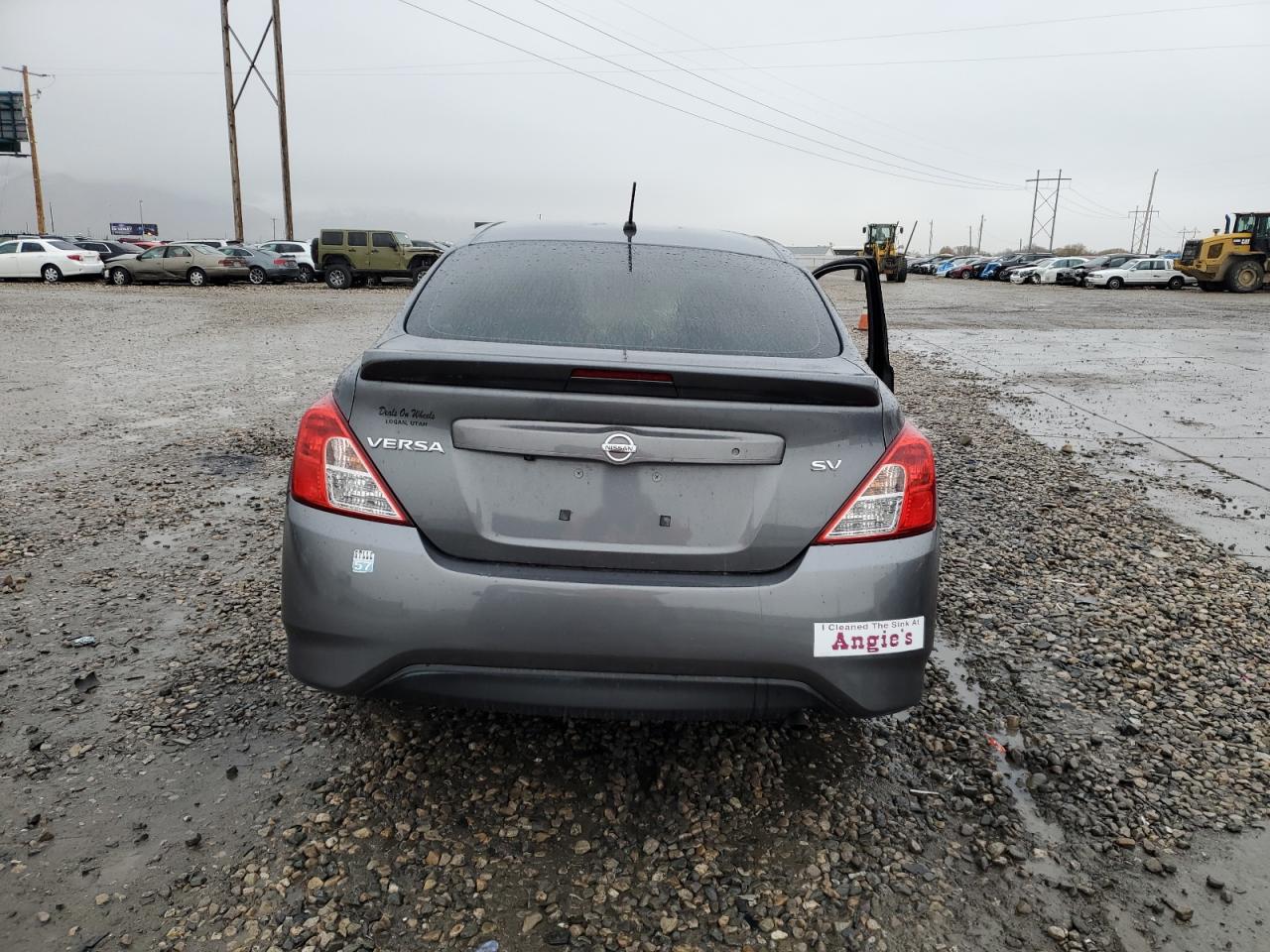 2019 Nissan Versa - Image 6