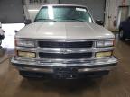Elgin, IL에서 판매 중인 1999 Chevrolet Suburban K1500 - Side