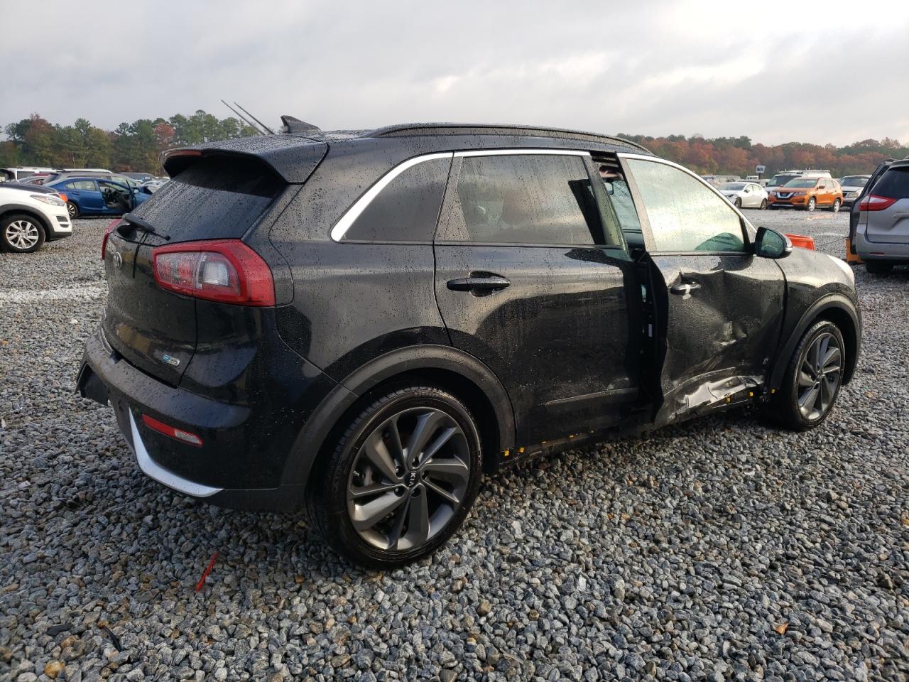 2017 Kia Niro - Image 3