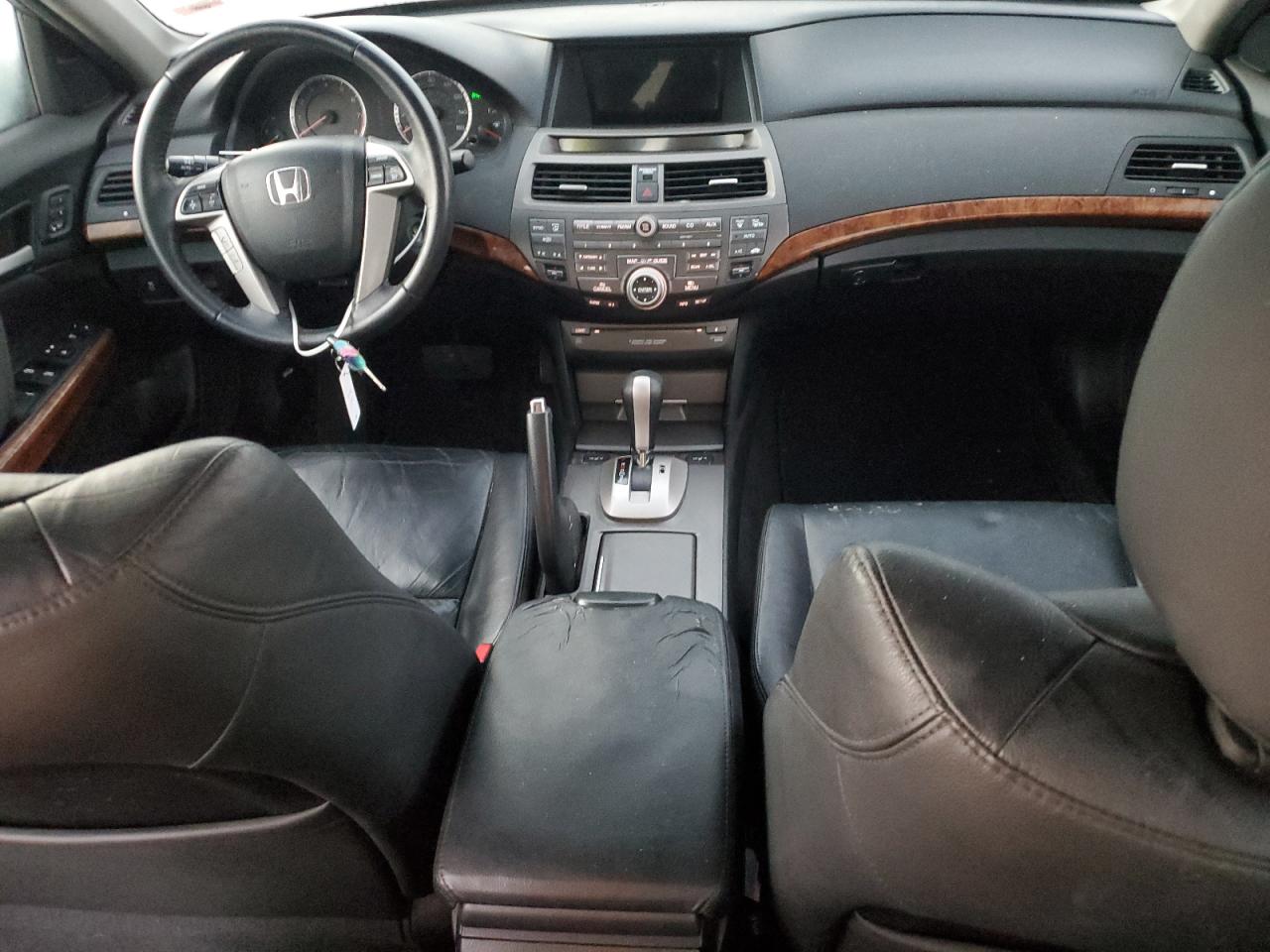 2012 Honda Accord - Image 8