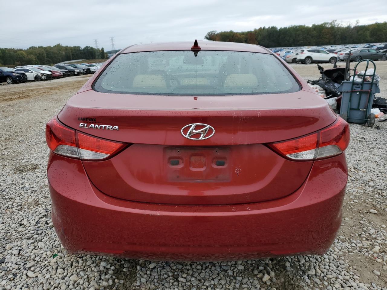 2013 Hyundai Elantra - Image 6