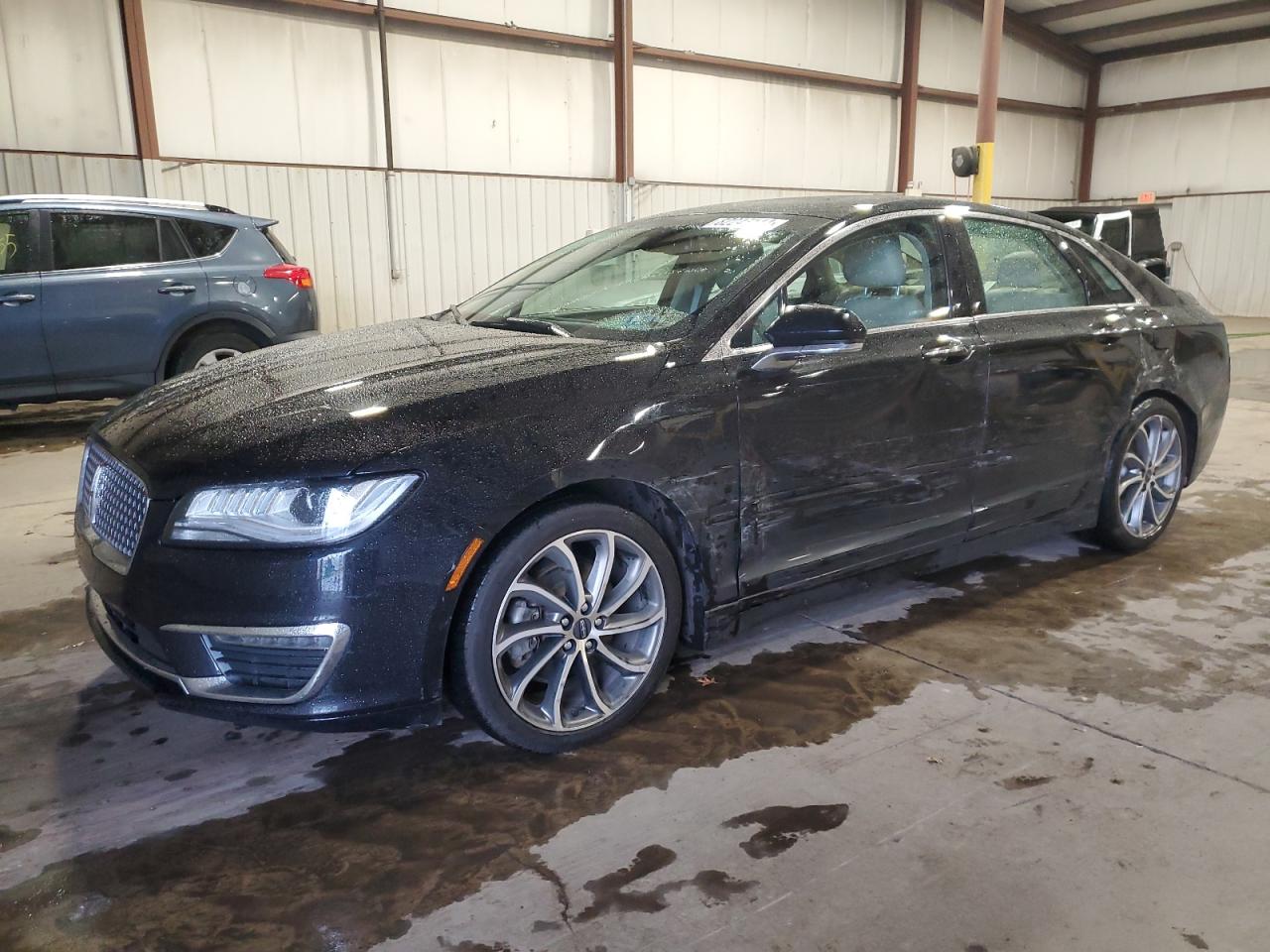 VIN 3LN6L5LU2KR607075 2019 LINCOLN MKZ no.1