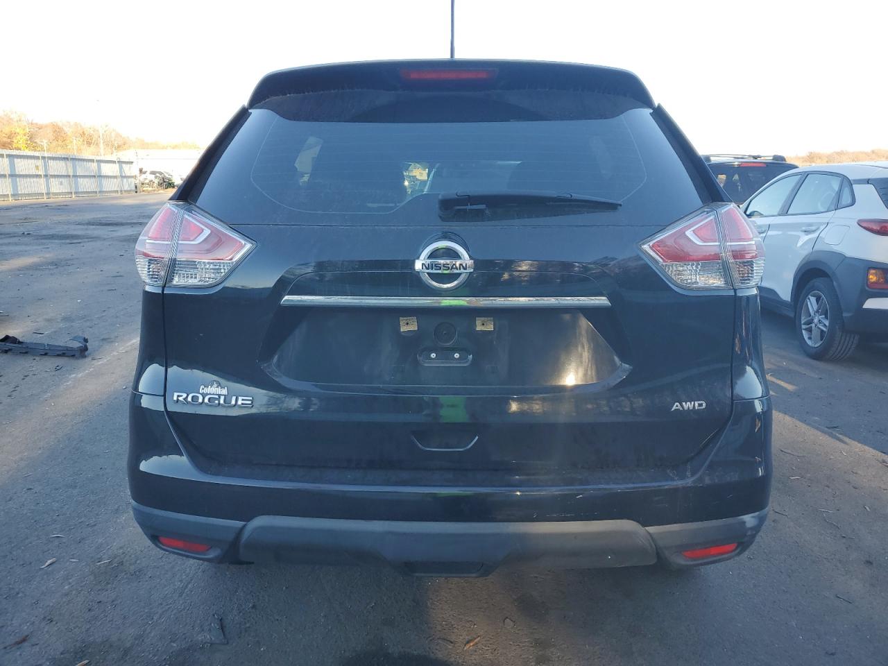 2015 Nissan Rogue S VIN: 5N1AT2MV8FC925576 Lot: 79640344