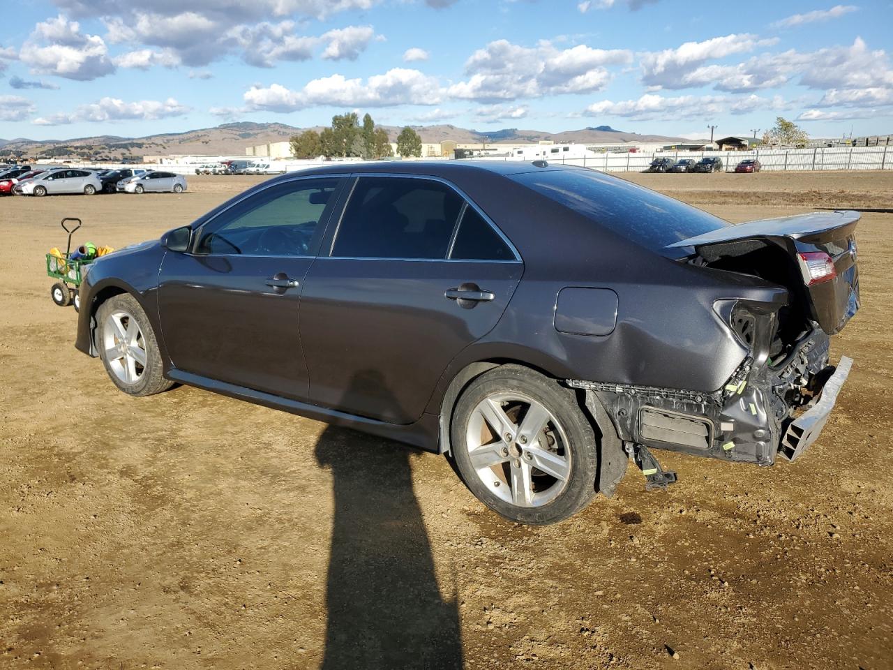 VIN 4T1BF1FK8DU717990 2013 TOYOTA CAMRY no.2