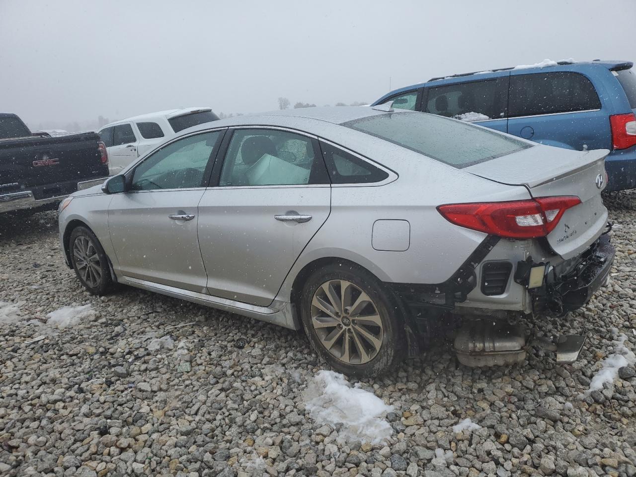 VIN 5NPE34AF4FH045476 2015 HYUNDAI SONATA no.2