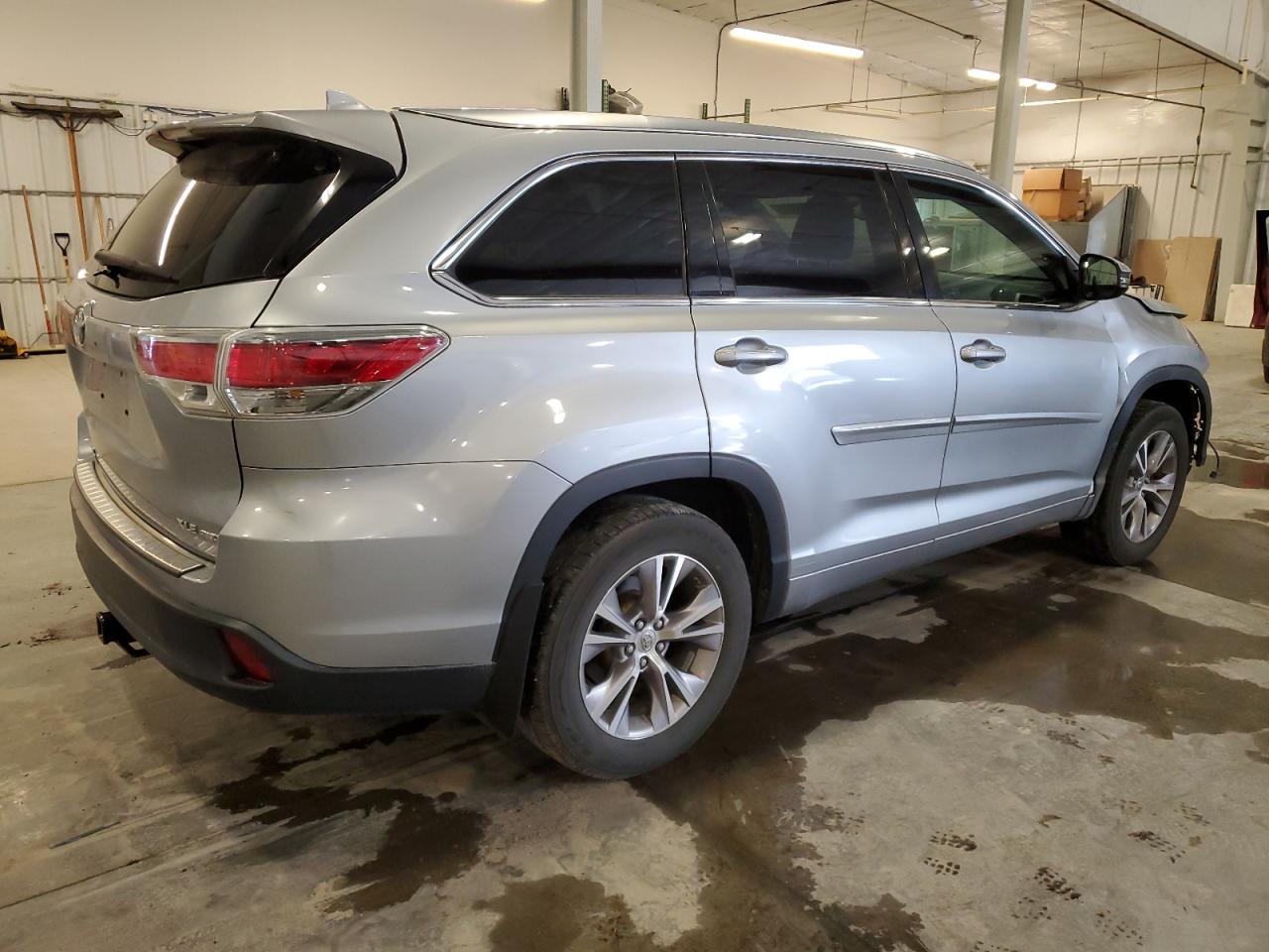 2015 Toyota Highlander Xle VIN: 5TDJKRFH0FS206599 Lot: 81264814