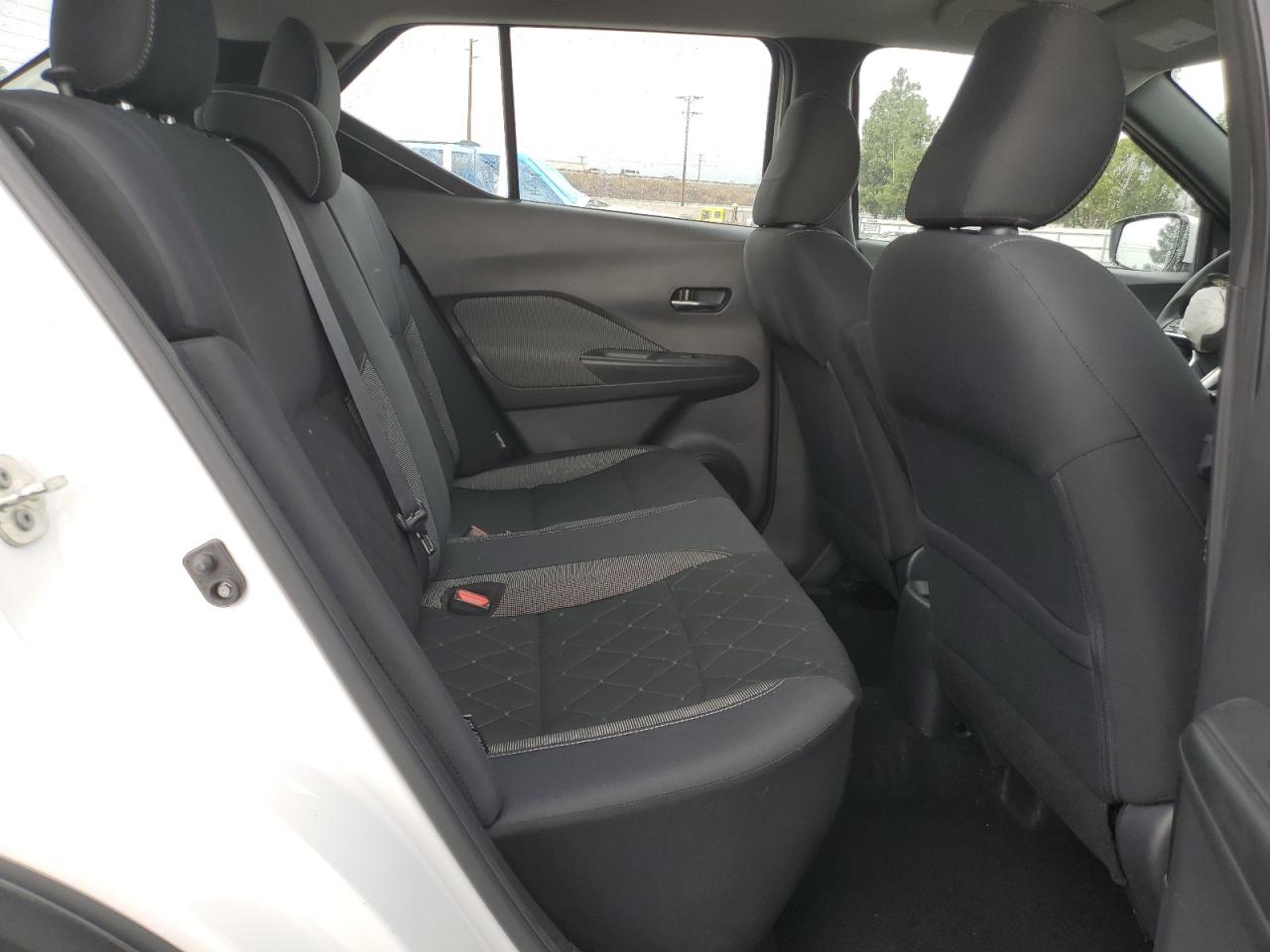 2020 Nissan Kicks - Image 11