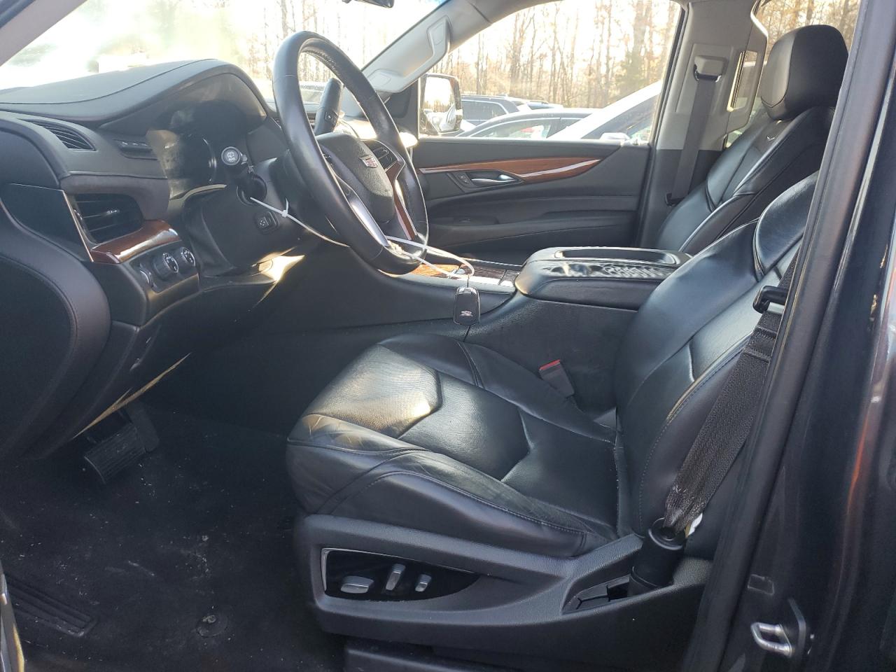 2017 Cadillac Escalade - Image 7
