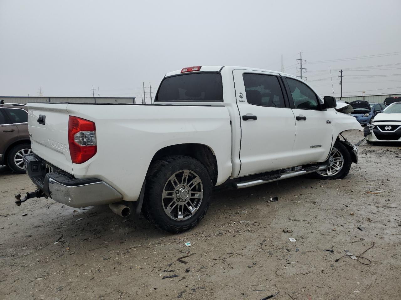 2014 Toyota Tundra - Image 3
