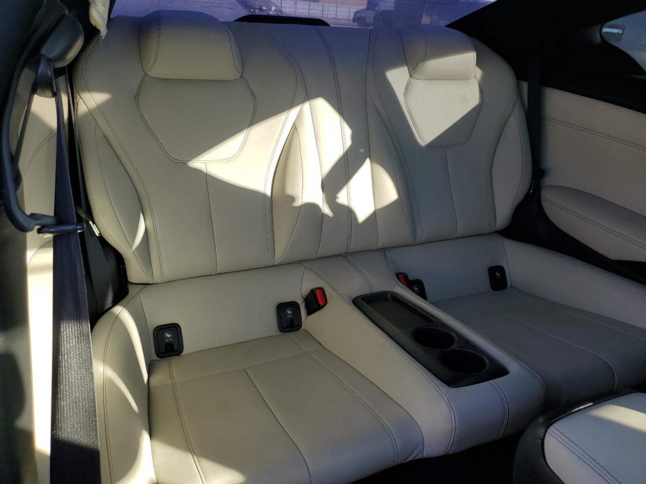 2017 Infiniti Q60 - Image 10