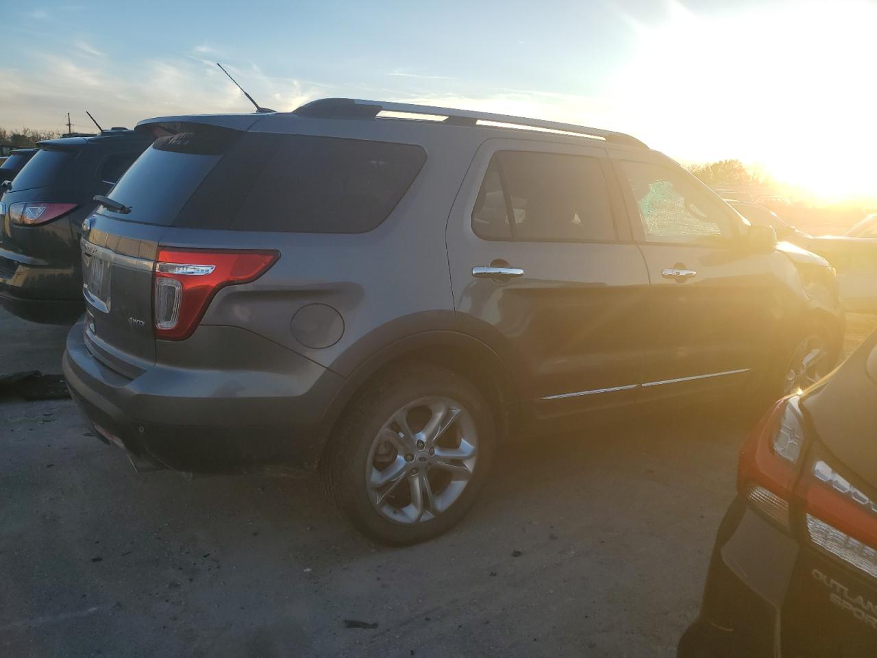 2013 Ford Explorer - Image 3