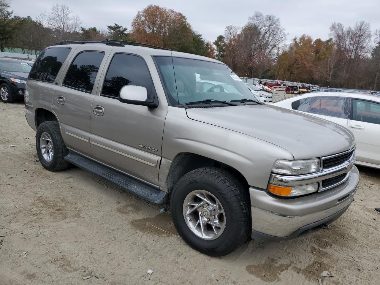 2001 Chevrolet Tahoe - Image 4