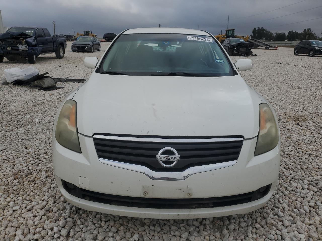2009 Nissan Altima - Image 5