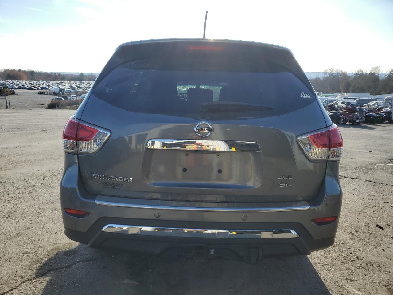 2016 Nissan Pathfinder - Image 6