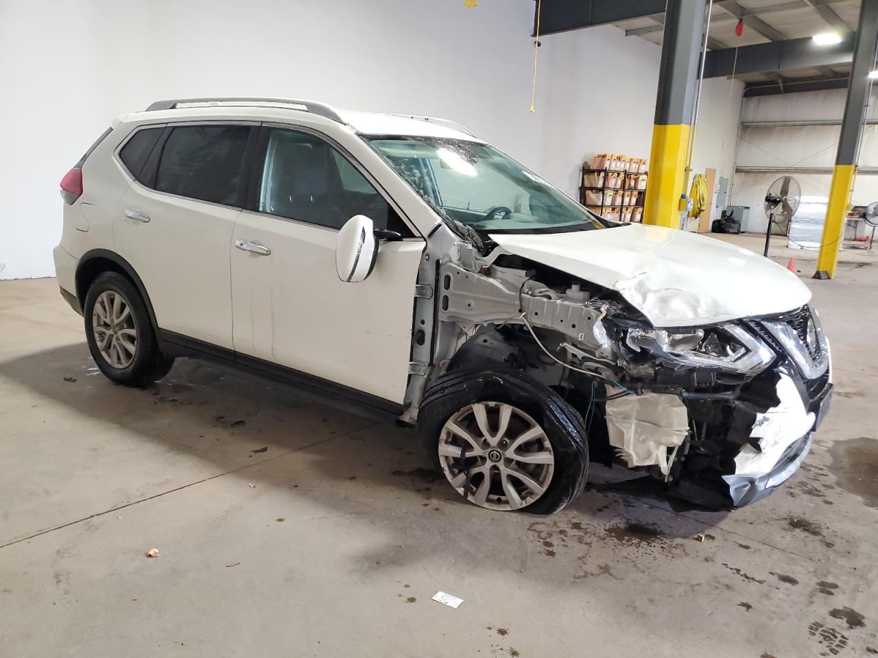 VIN KNMAT2MVXKP542844 2019 NISSAN ROGUE no.4