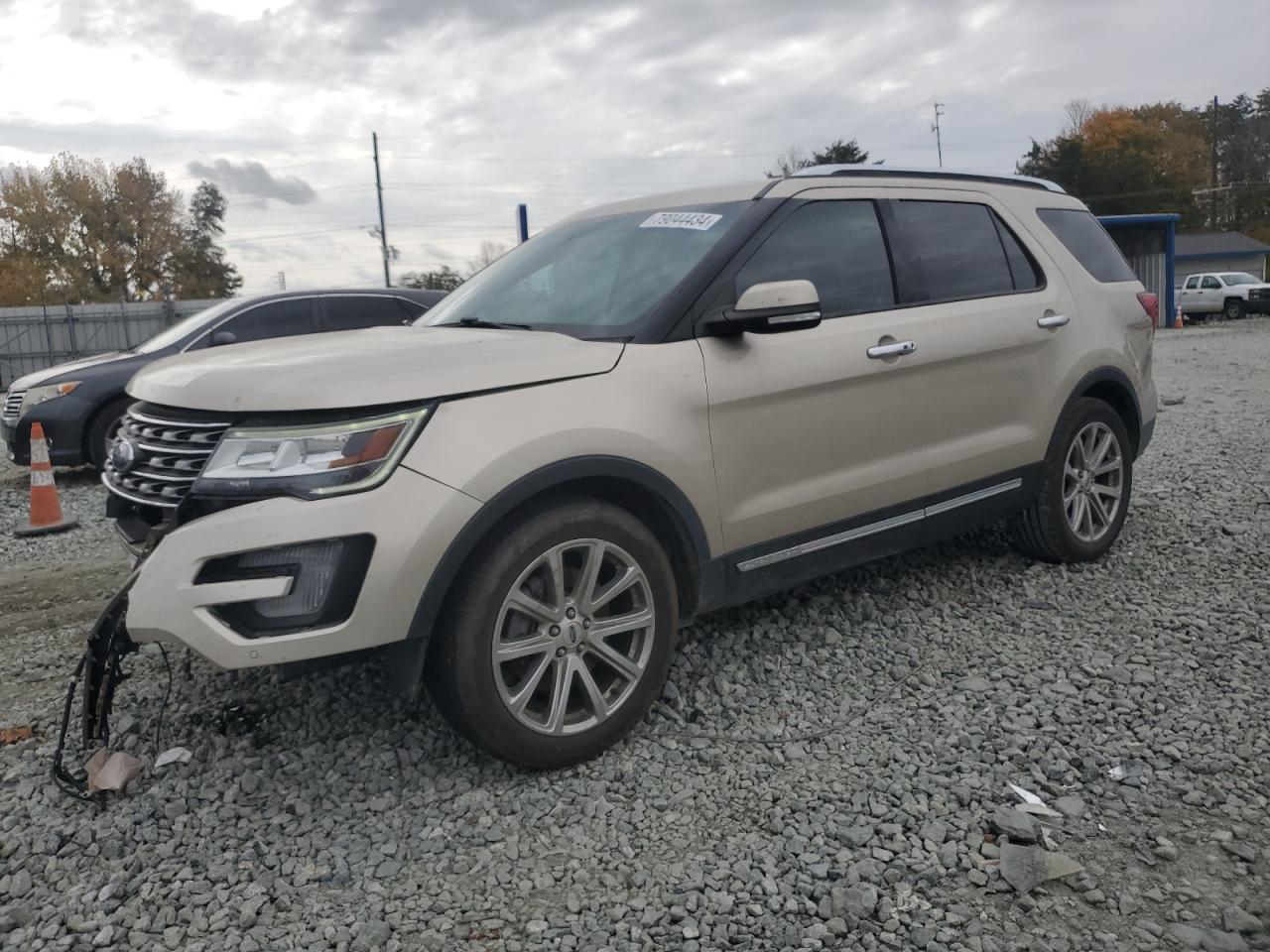 2017 Ford Explorer - Image 1