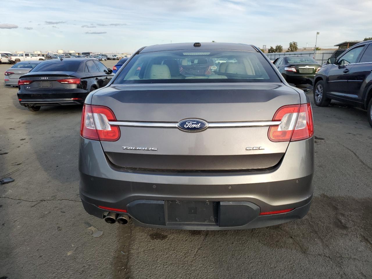 2011 Ford Taurus Sel VIN: 1FAHP2EW0BG144946 Lot: 80998124