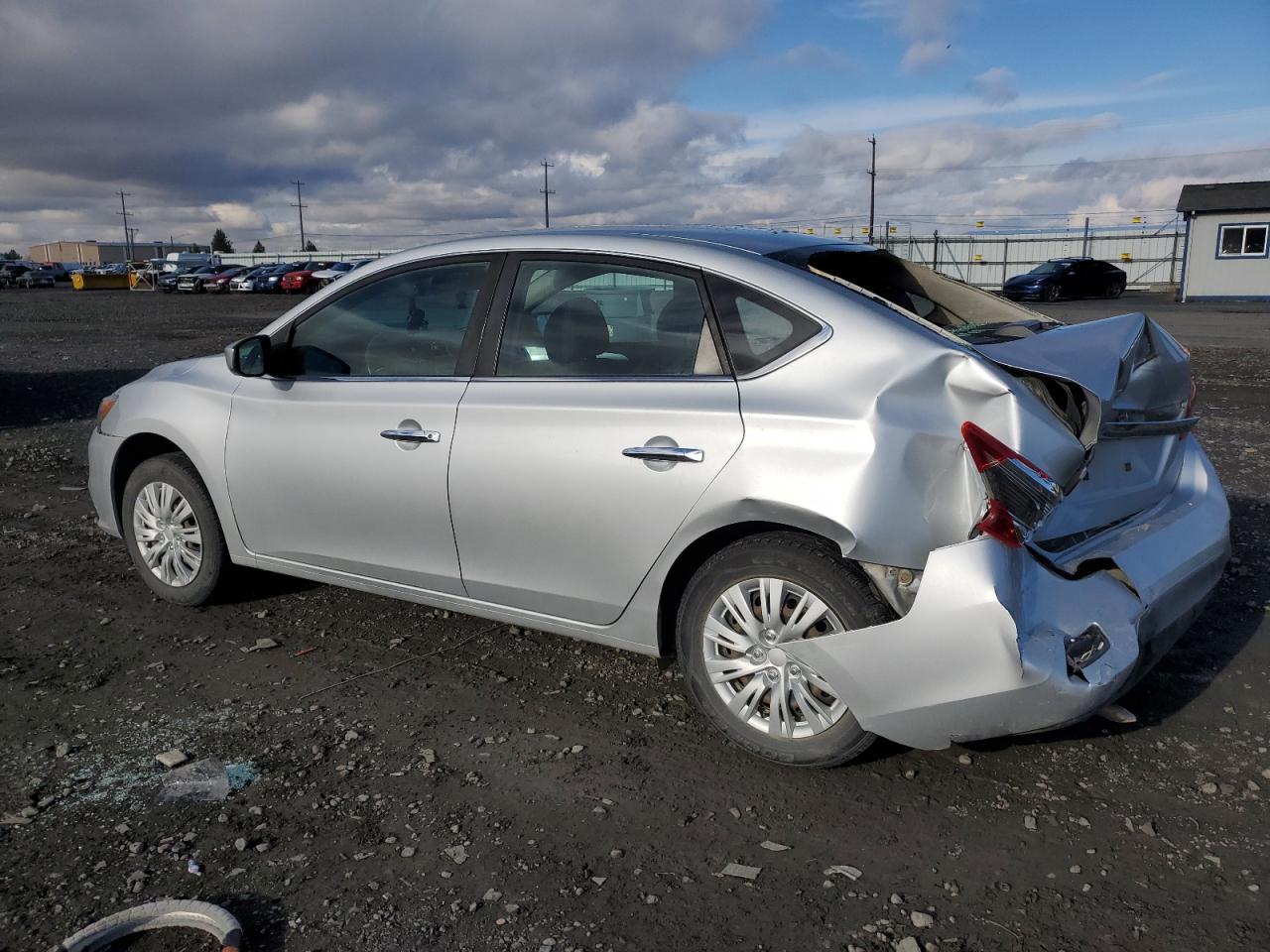 2018 Nissan Sentra - Image 2