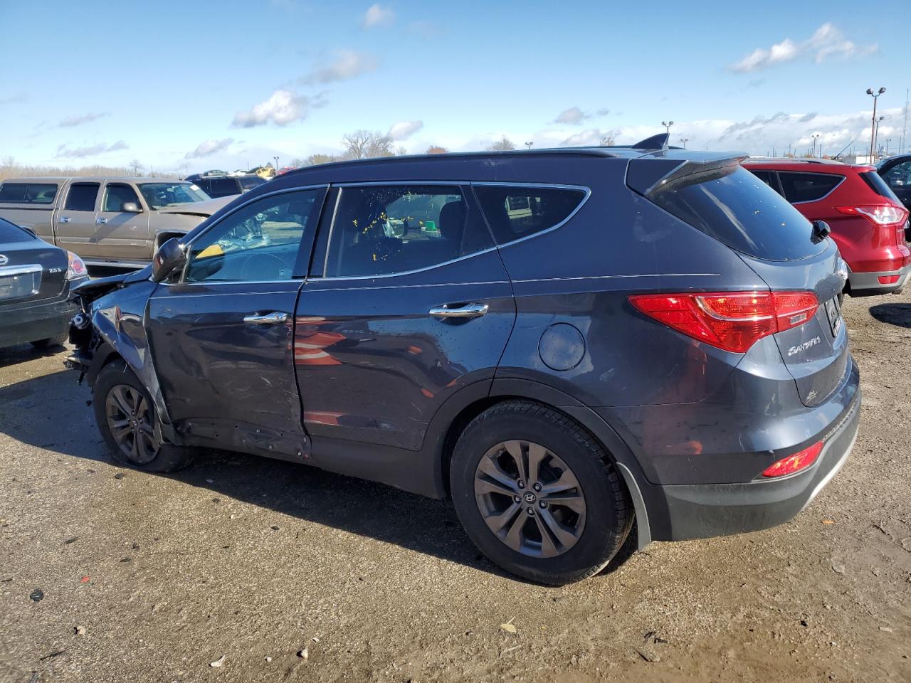 2013 Hyundai Santa Fe - Image 2