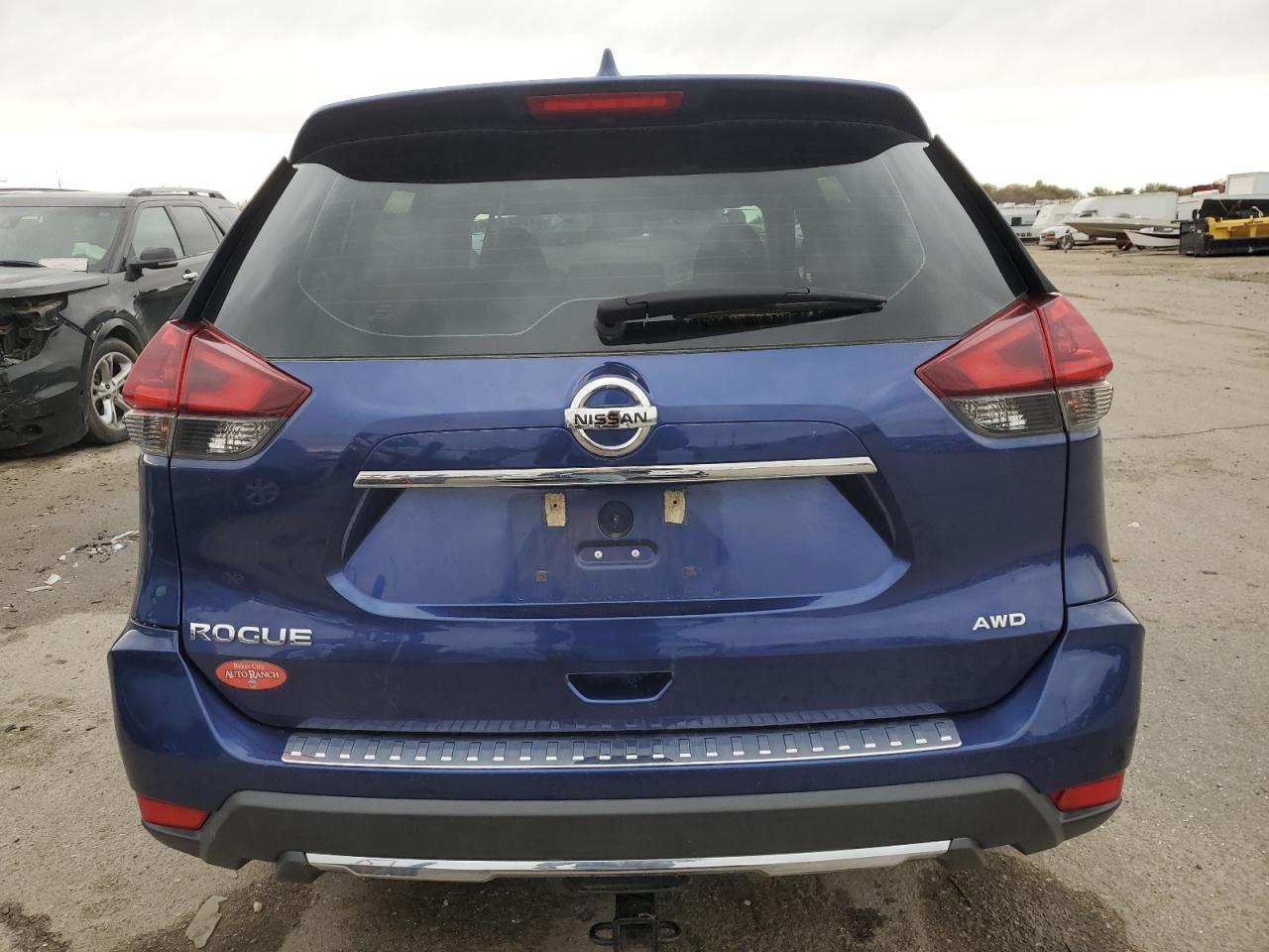 2018 Nissan Rogue - Image 6