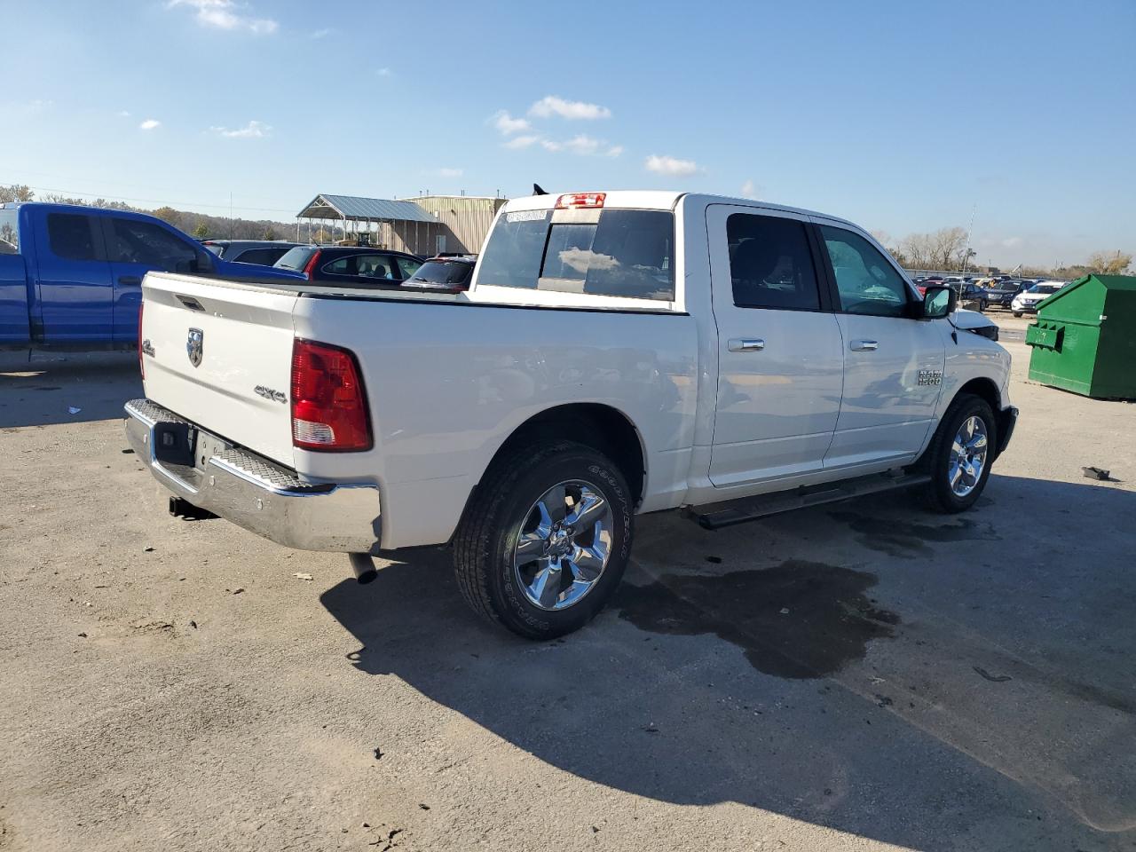 2017 RAM 1500 - Image 3