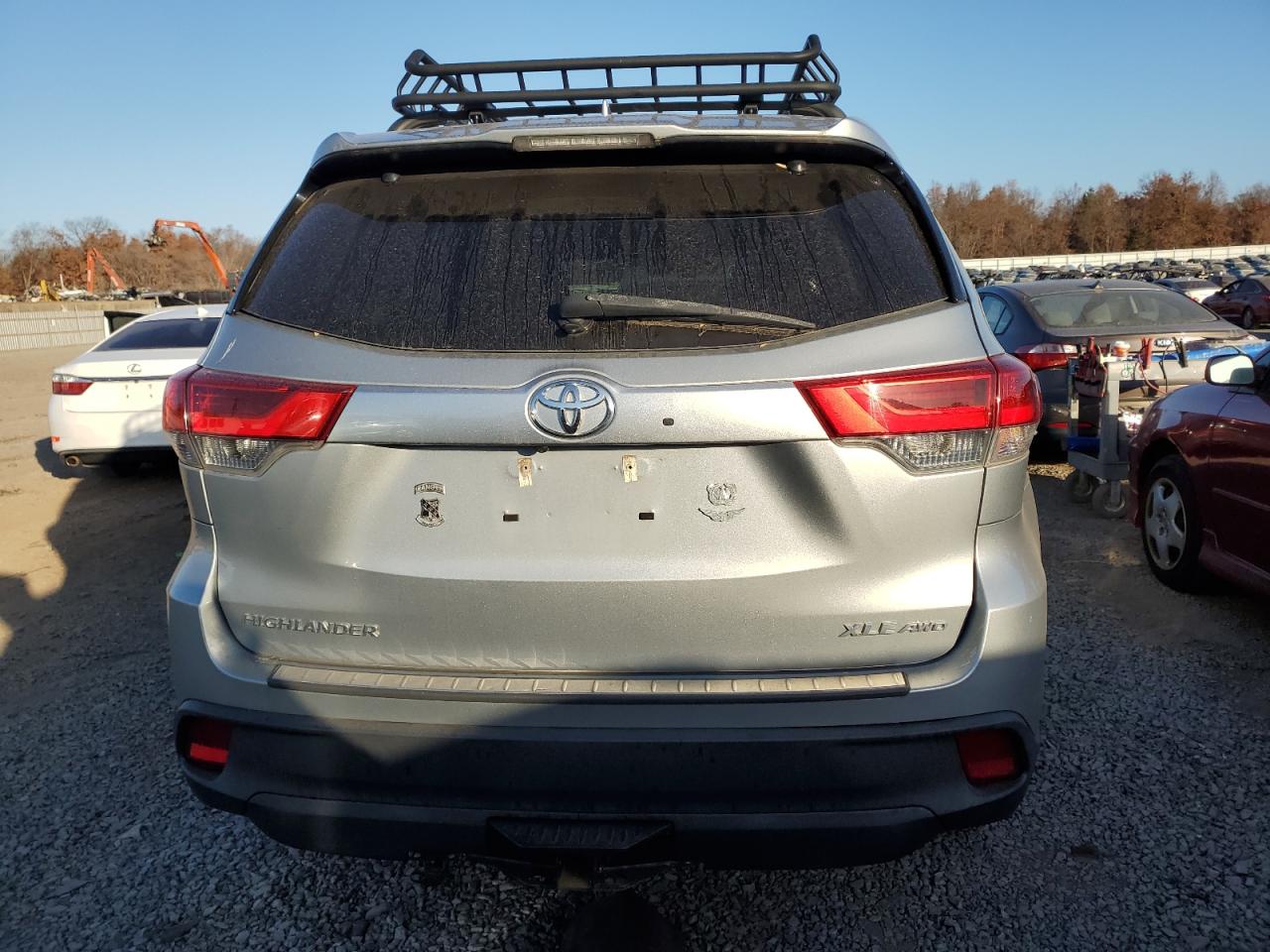 2018 Toyota Highlander Se VIN: 5TDJZRFH4JS529736 Lot: 79108464