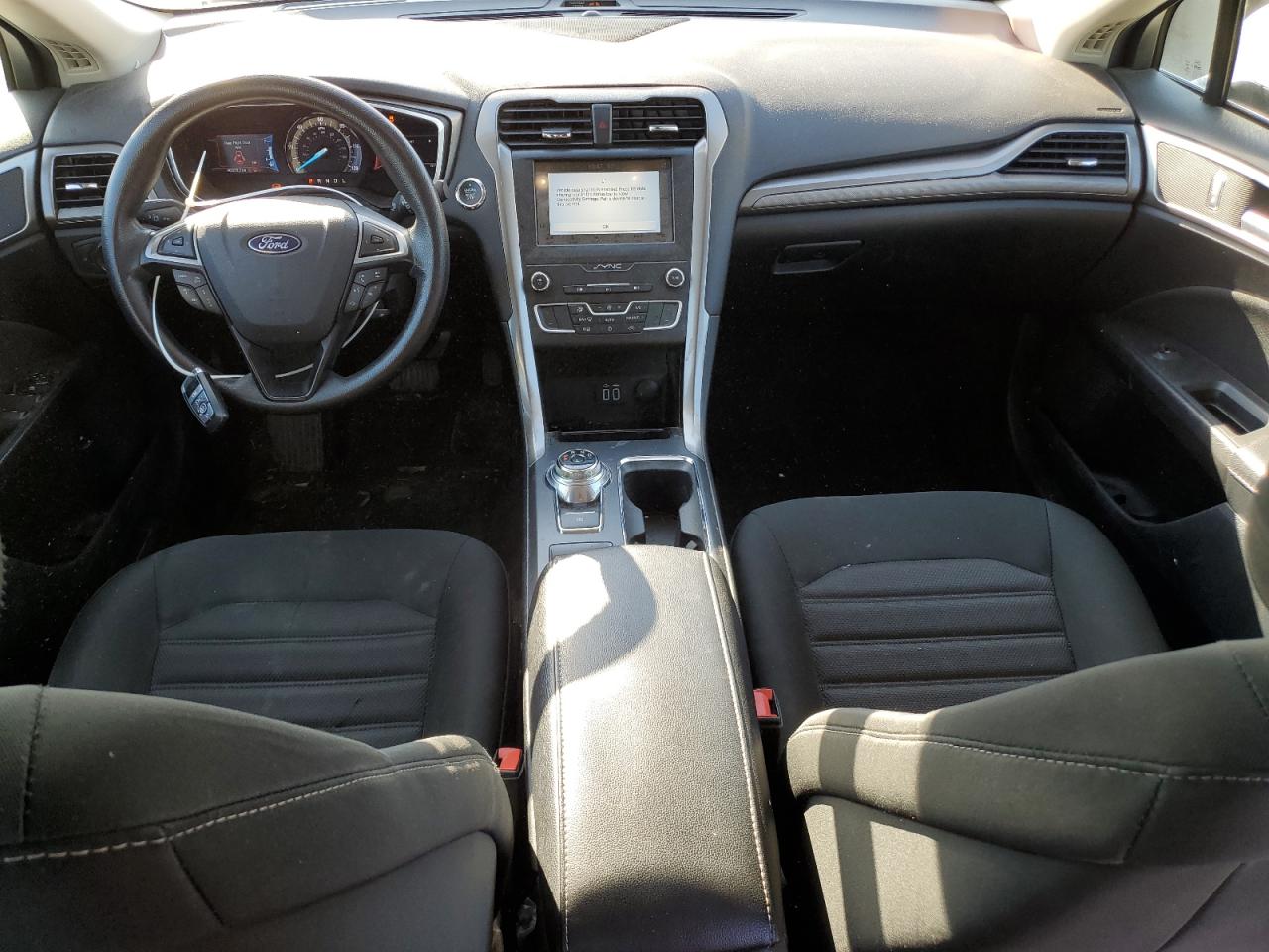 2019 Ford Fusion - Image 8