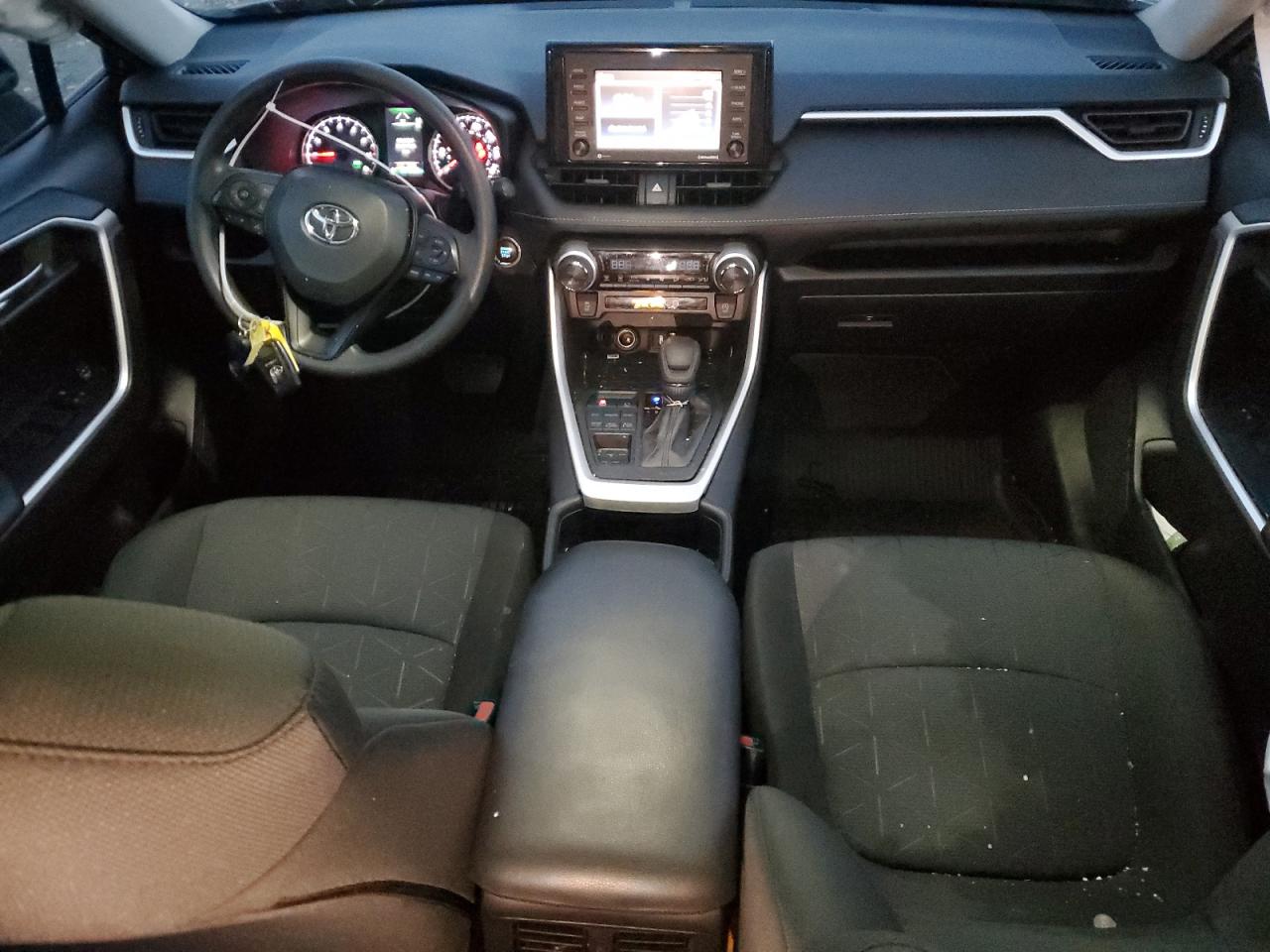 2022 Toyota RAV 4 - Image 8