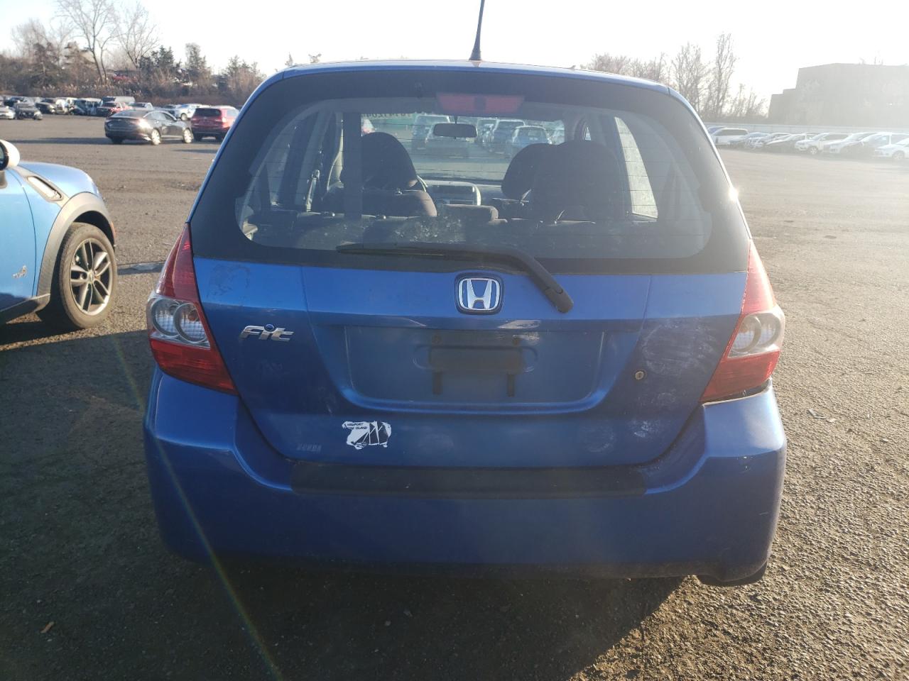 2008 Honda Fit VIN: JHMGD38458S003597 Lot: 81412844