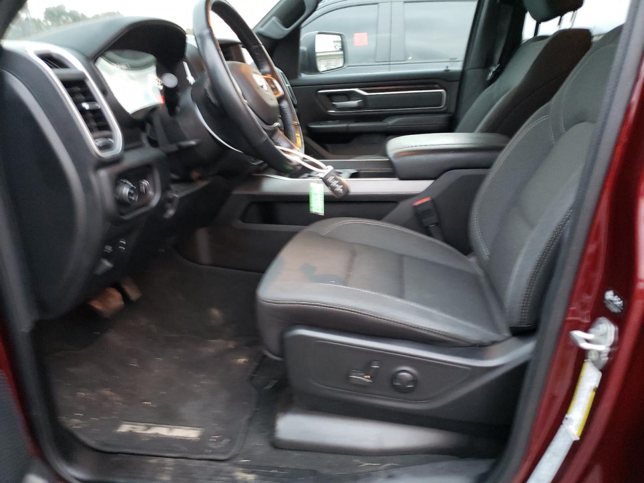 2022 RAM 1500 - Image 7
