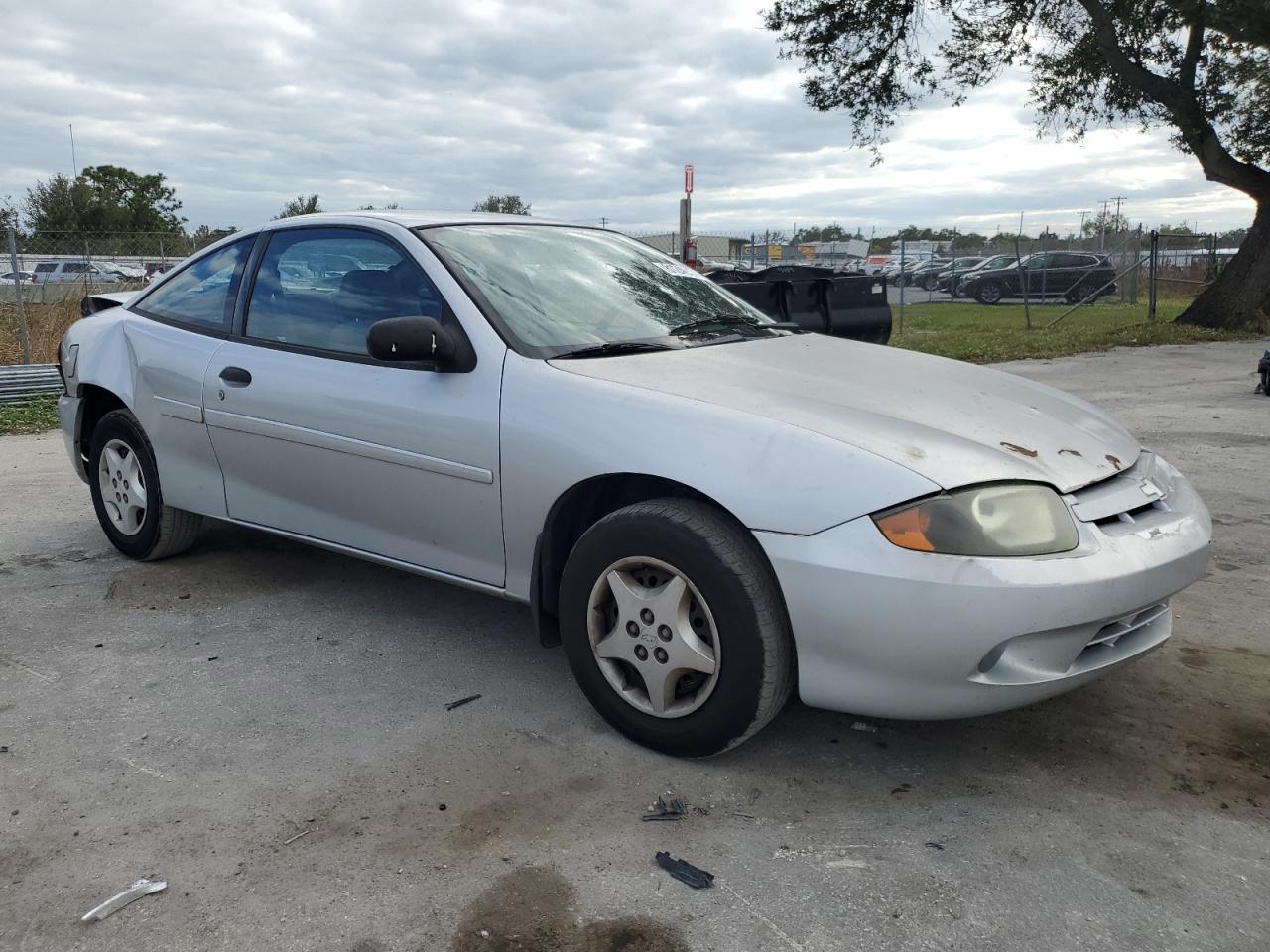 2004 Chevrolet Cavalier - Image 4