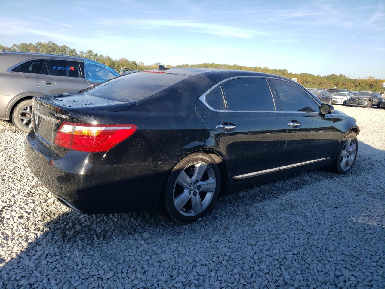 2011 Lexus LS - Image 3