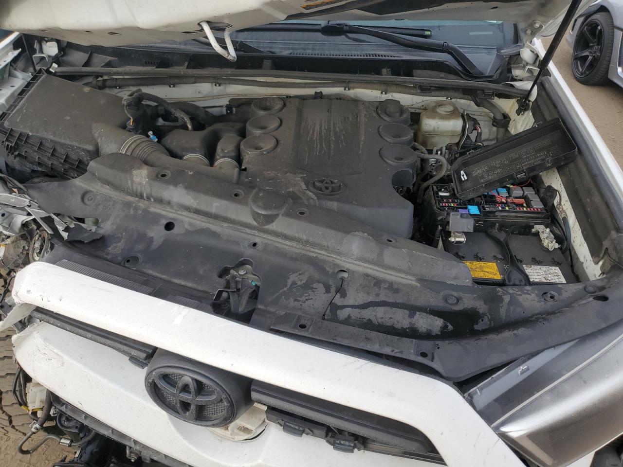 2022 Toyota 4Runner - Image 12