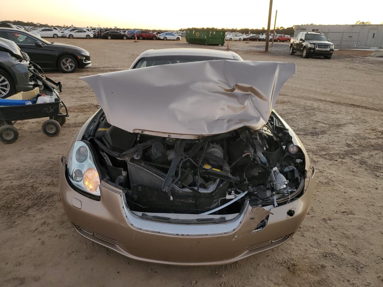 2004 Lexus SC - Image 5