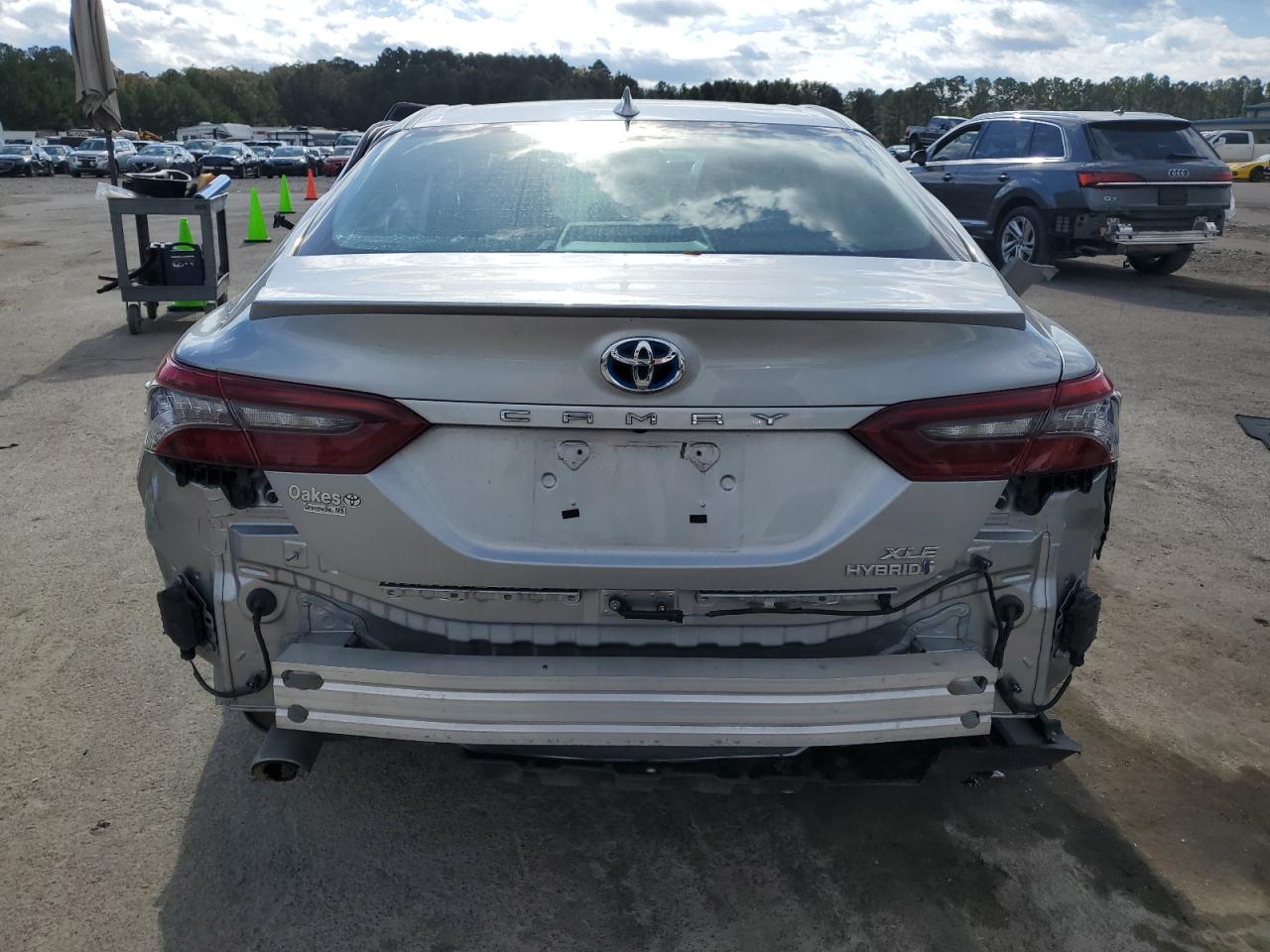 2021 Toyota Camry - Image 6