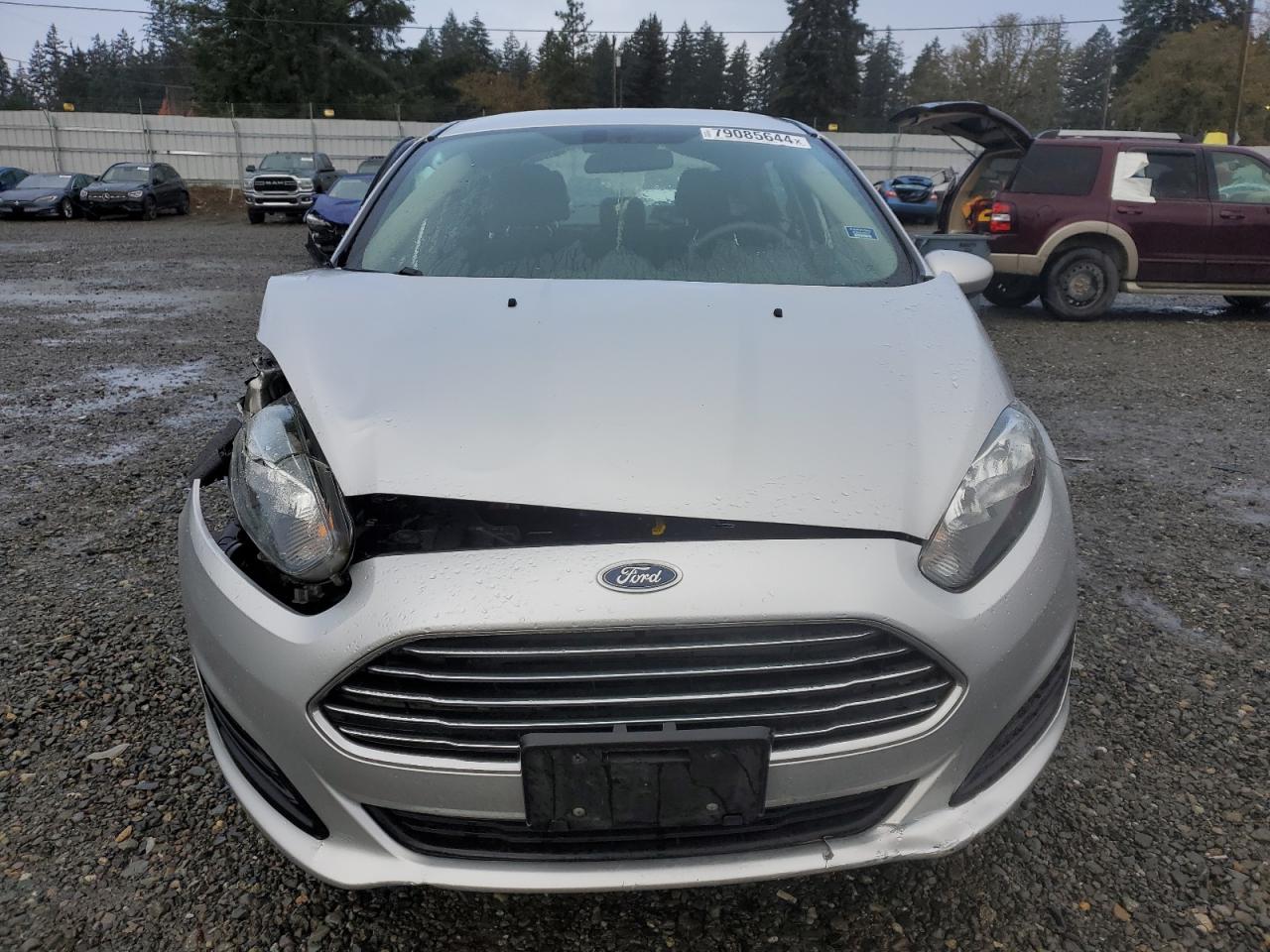 VIN 3FADP4BJ0HM159884 2017 FORD FIESTA no.5