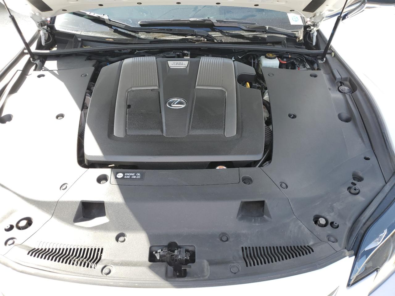 2018 Lexus LS - Image 11