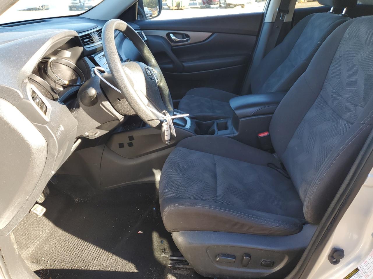 2016 Nissan Rogue - Image 7