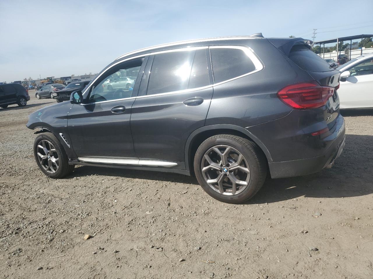 VIN 5UXTY3C0XM9G33014 2021 BMW X3 no.2