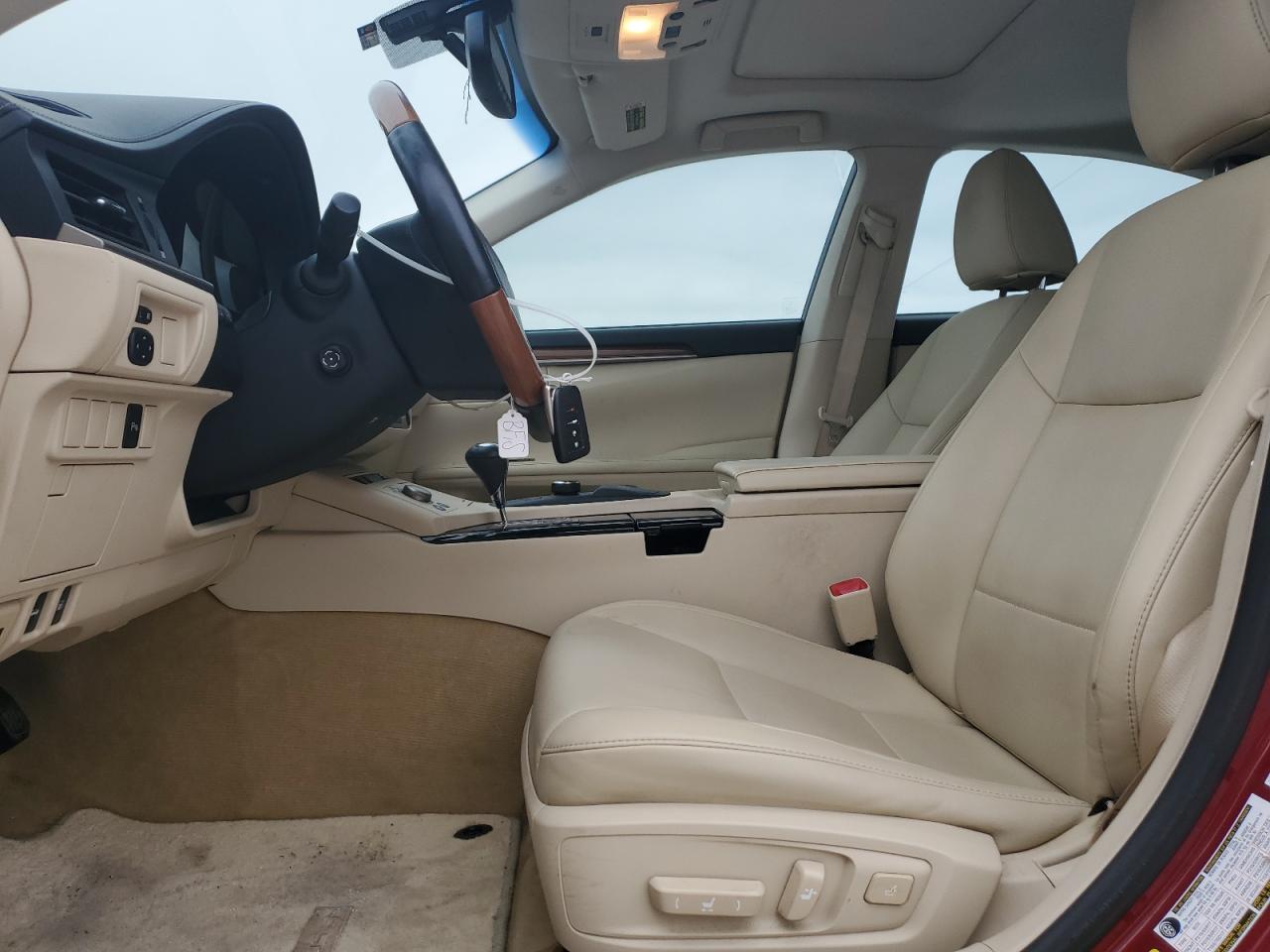 2013 Lexus ES - Image 7