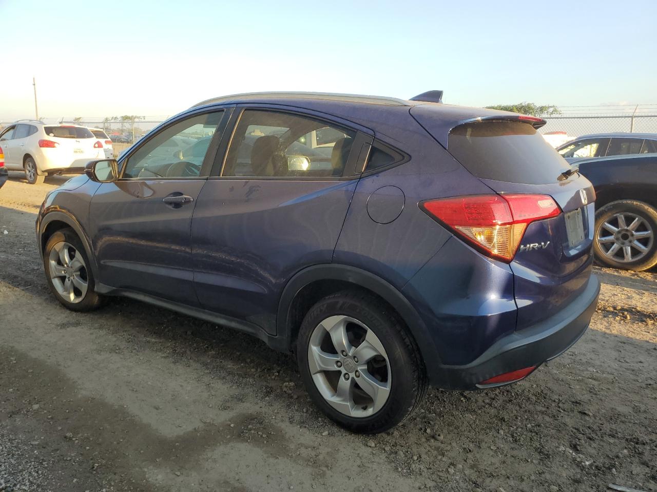 VIN 3CZRU5H76GM709818 2016 HONDA HR-V no.2