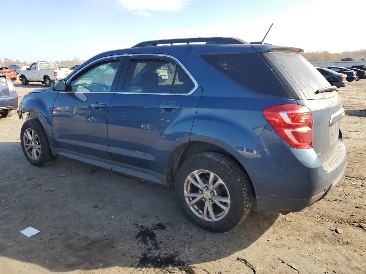 2016 Chevrolet Equinox - Image 2