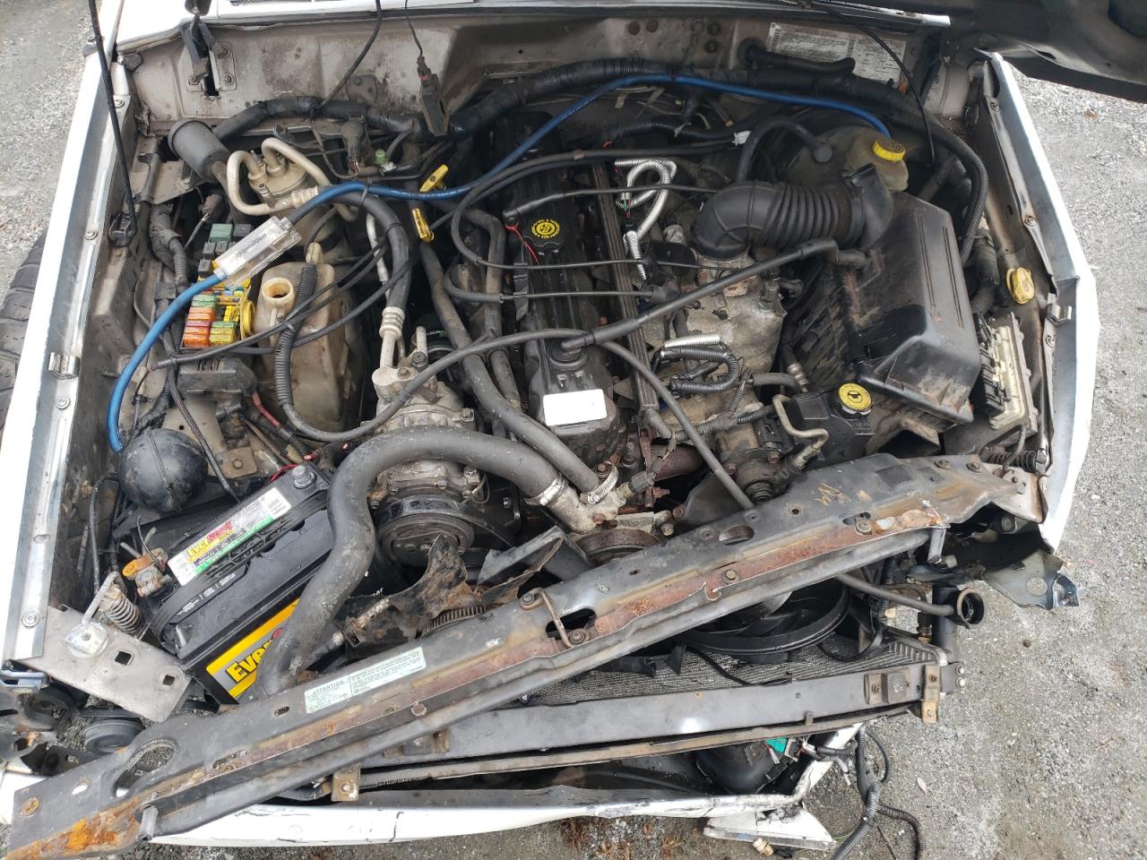 2001 Jeep Cherokee - Image 13